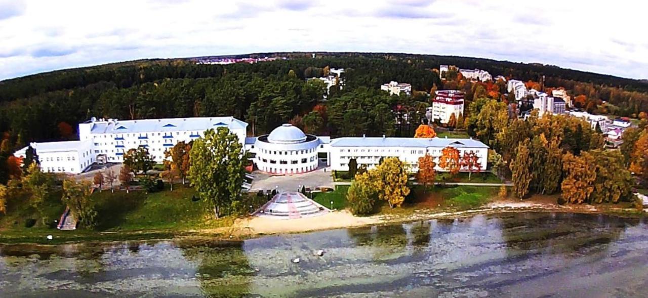 Sanatorium Naroch Exterior photo